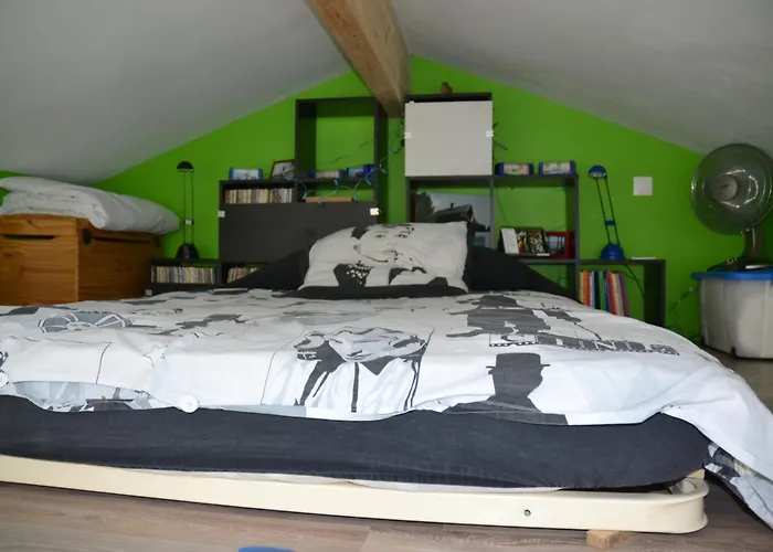 Bedenac Joli Maisonnette A 30 Mn De Bordeaux De Jonzac De Blaye, Pour 2 Adultes